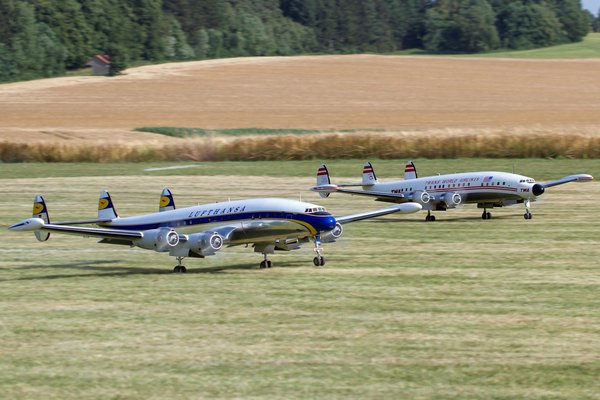 Stylish Autumn Outfits: How to Combine a Leather Jacket with a Tea Dress for a Trendy UK Look